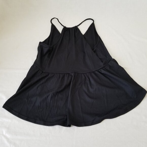 NWT! Cute and Flirty Sleeveless Top w/ Tapered Ruffle Hem & Racerback Design- LG - Picture 10 of 15